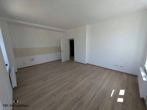 Wohnzimmer & Küche - 