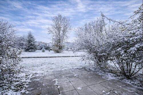 mit schöner Terrasse - 