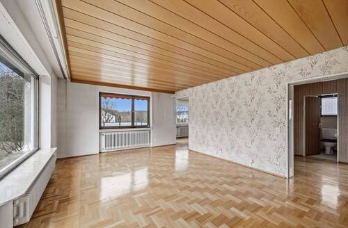 Erdgeschoss Wohnen - 7 Zimmer Einfamilienhaus zum Kaufen in Tuttlingen