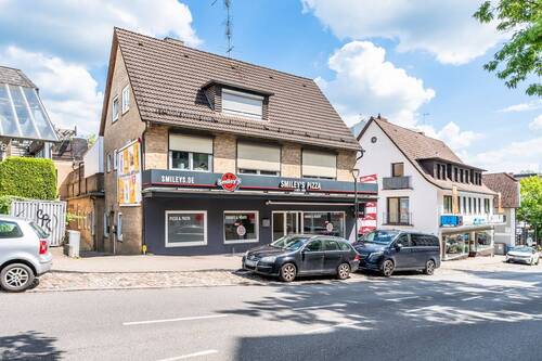 Straßenansicht - Mehrfamilienhaus, Wohnhaus zum Kaufen in Reinbek