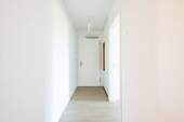 Flur - Etagenwohnung mit 96,30 m² in Berlin zum Kaufen