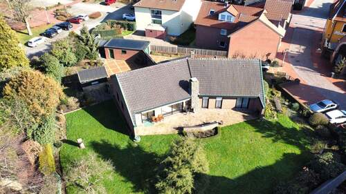 Bungalow Ritterstr. 1, Haselünne - Einfamilienhaus, 160 m², mit Garten, teilmöbliert, mitten in der Stadt Haselünne. Ideal für Monteure und Mitarbeiter