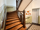 Treppenhaus/Aufzug - 