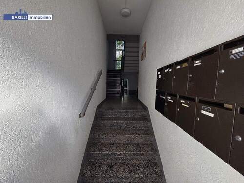 Treppenhaus - 1 Zimmer Etagenwohnung zum Kaufen in Hannover / Oststadt