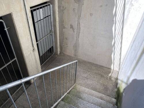 Zugang zur Tiefgarage - 