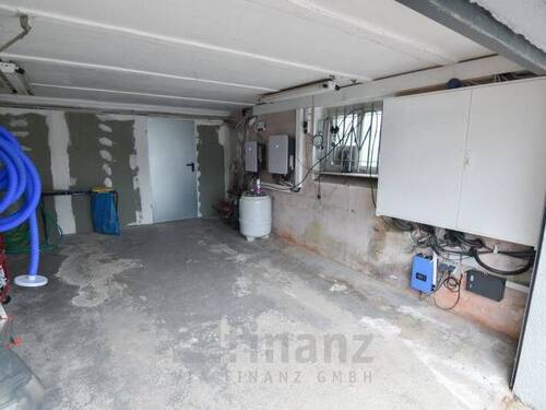 Garage - 