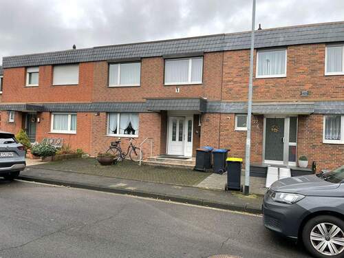 WhatsApp Image 2025-12-10 at 11.59.00.jpeg - Familienfreundliches Haus mit Renovierungsbedarf