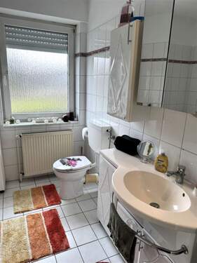 Wohnung DG, Bad - 