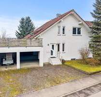 Vielseitiges EinfamilienhausZweifamilienhaus mit großem Grundstück in Riedlingen-Neufra