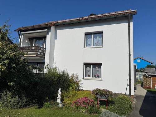 Bild 3 - 6 Zimmer Mehrfamilienhaus, Wohnhaus in Schwarzenbach an der Saale