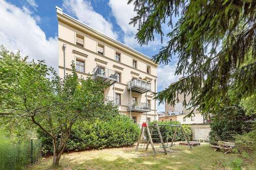 Garten im Hinterhof - 
