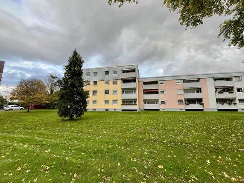 Außenansicht - Etagenwohnung mit 67,00 m² in Leverkusen zum Kaufen