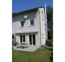 Reiheneckhaus nur 5 Minuten von der Uniklinik - Regensburg Kumpfmühl-Ziegetsdorf-Neuprüll