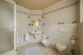 Badezimmer 1. Obergeschoss - 
