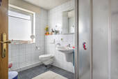 Badezimmer Dachgeschoss - 