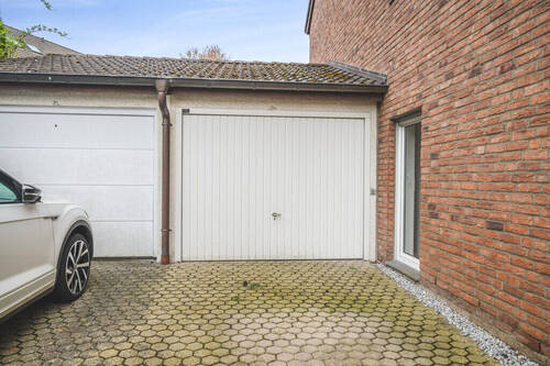 Garage - 
