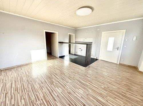 Einliegerwohnung.jpg - Einfamilienhaus mit 182,00 m&sup2; in Floß zur Miete