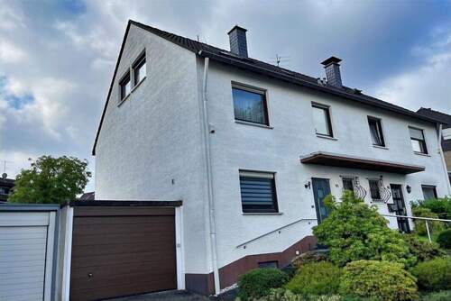 Außenansicht - 5 Zimmer Doppelhaushälfte zum Kaufen in Bergisch Gladbach