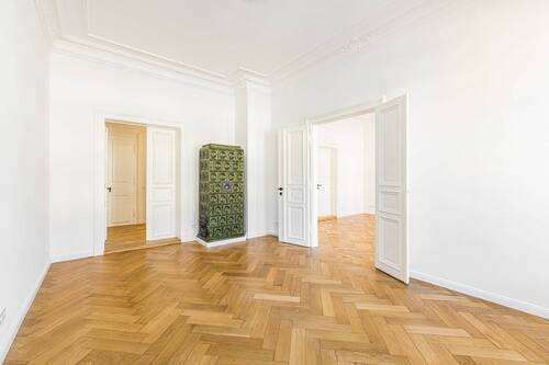 Schlafzimmer 1 - 4 Zimmer Etagenwohnung zum Kaufen in Leipzig