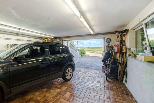 Großzügige beheizbare Garage - 