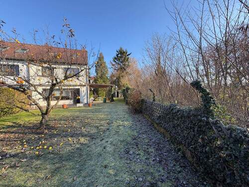 Garten - Großes Reihenendhaus in Reichelsdorf – nahe an der Stadt und doch eine grüne Oase