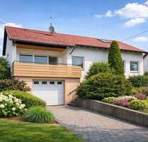 Ideal für kleine Familien - Freistehendes Eigenheim mit Südgarten und freiem Blick ins Grüne - Reutlingen Mittelstadt