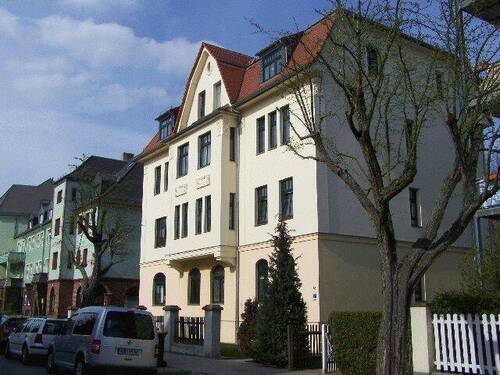 Außenansicht - Attraktive 3-Raum-Wohnung in ruhiger Lage !
