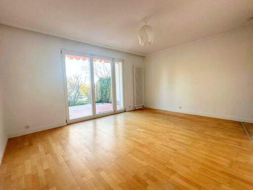 K265 EG Wohnzimmer - 4 Zimmer Reihenmittelhaus in Oberursel / Oberstedten