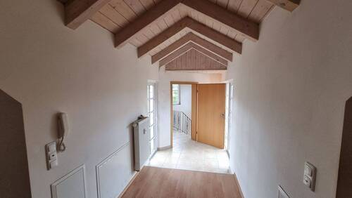 20250911_151805.jpg - DG Wohnung mit 2 Balkone im Hofbauernhaus (Whg. 2 EG)