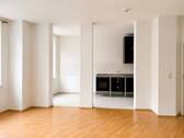 lichtdurchflutetes Wohnzimmer - 