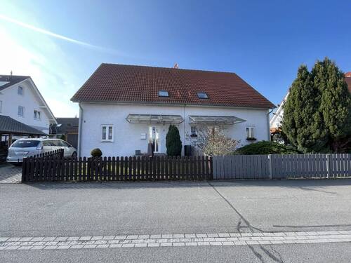 Bild 1 - Familienfreundliche Doppelhaushälfte mit gemütlichem Garten in ruhiger Lage