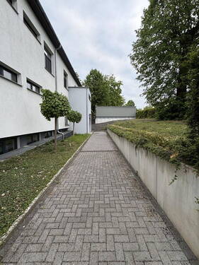 Bild 2 - 3 Zimmer Mehrfamilienhaus, Wohnhaus zum Kaufen in Alsfeld
