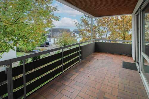 Balkon EG - 7 Zimmer Einfamilienhaus in Öpfingen