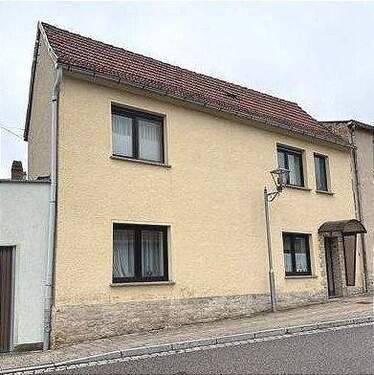 Außenansicht - 4 Zimmer Einfamilienhaus zum Kaufen in Nebra (Unstrut)