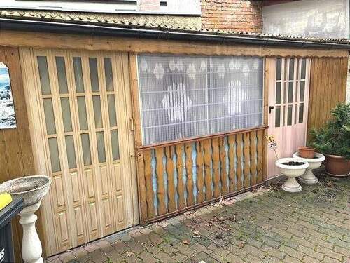 überdachte Terrasse - Einfamilienhaus mit 120,00 m&sup2; in Nebra (Unstrut) zum Kaufen