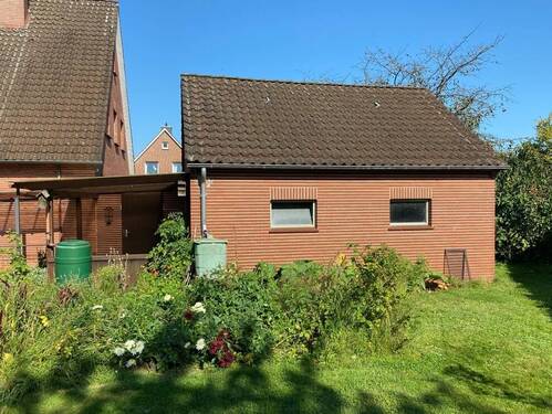 Garage - Einfamilienhaus mit 161,00 m² in Elsdorf zum Kaufen