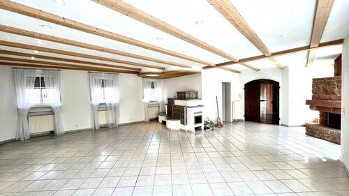 Wohnzimmer - 4 Zimmer Einfamilienhaus in Kaiserslautern