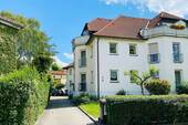 Einfahrt - 2 Zimmer Etagenwohnung zum Kaufen in Dresden
