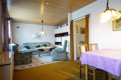 Wohn-/Esszimmer im Obergeschoss - 