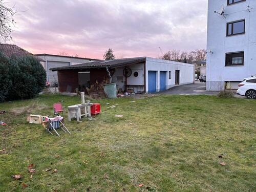 Nebengebäude Rückansicht - 