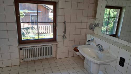 Bad - Wc.jpg - 
