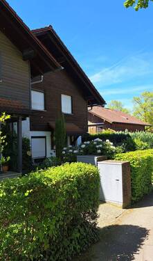 Eingang Gehweg.jpg - 4 Zimmer Reihenendhaus zum Kaufen in Bogen