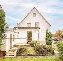 Wohnen im Grünen: Charmantes Wohnhaus mit Garten und Dachterrasse in Knielingen - Karlsruhe