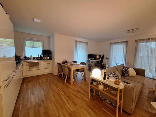 Wohnbereich - KL-Pfaffstraße - Attraktive 2-Zimmerwohnung mit Terrasse und TG-Stellplatz