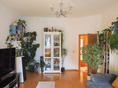 Wohnzimmer - 3 Zimmer Etagenwohnung in Ludwigshafen