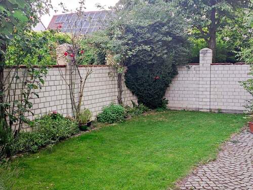 Hof mit Garten - 