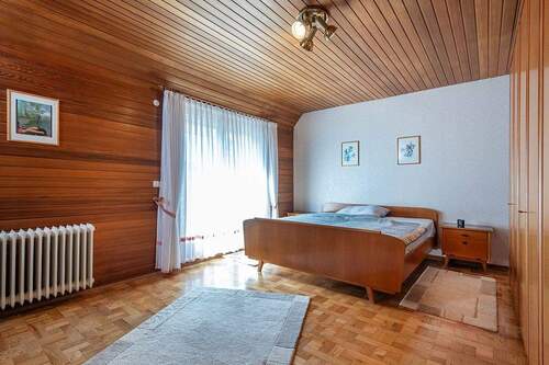 Zimmer mit Loggia im DG - 