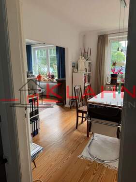 Blick ins Wohnzimmer - Einfamilienhaus mit 140,00 m&sup2; in Wedel zum Kaufen