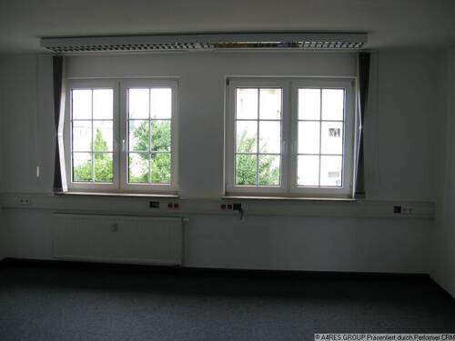 Beispielbüro - 
