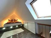 Dachgeschoss-Wohnung - Schlafzimmer unter dem Dach - 